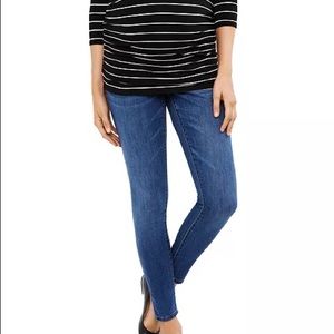 Jessica simpson- Maternity jeans